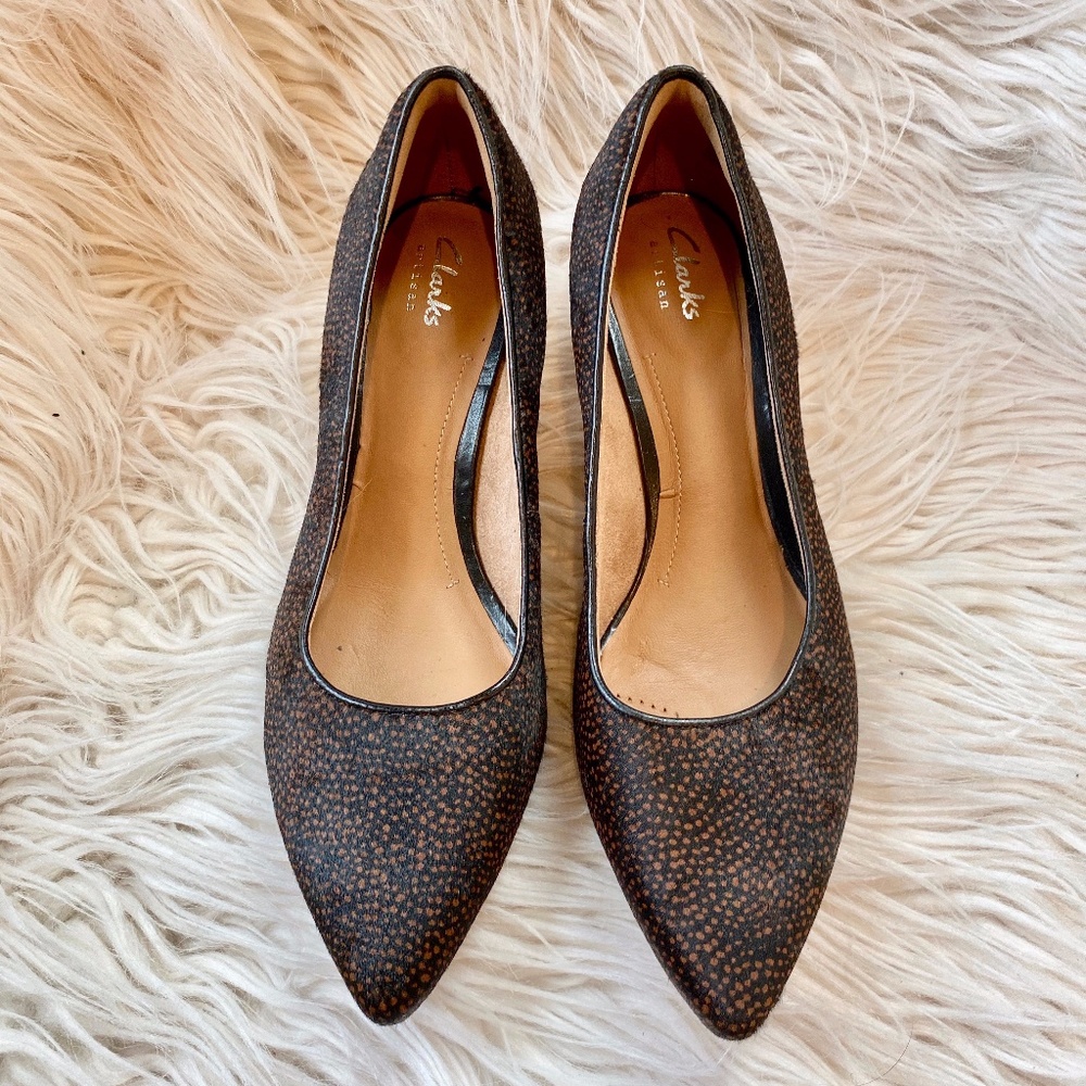 Clarks Artisan Sage Cooper Calf Hair Heels Sz 8 - Picture 2 of 11